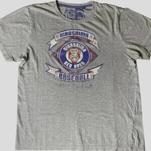 Hiroshima Red Apes Men’s Size Large Graphic Baseball Tee Montezuma Tagless